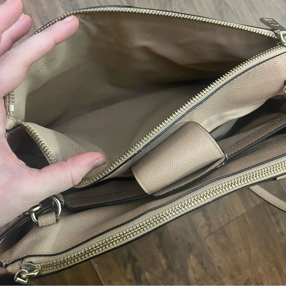 Coach Stanton Carryall Tote